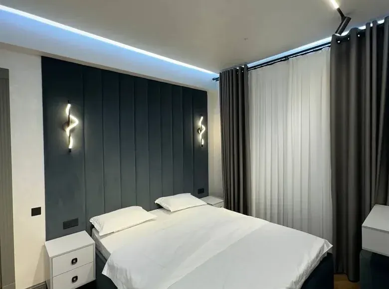 Kunlik ijaraga 2 xonali kvartira, 50 m², 13/27 qavat — Shayxontohur tumani