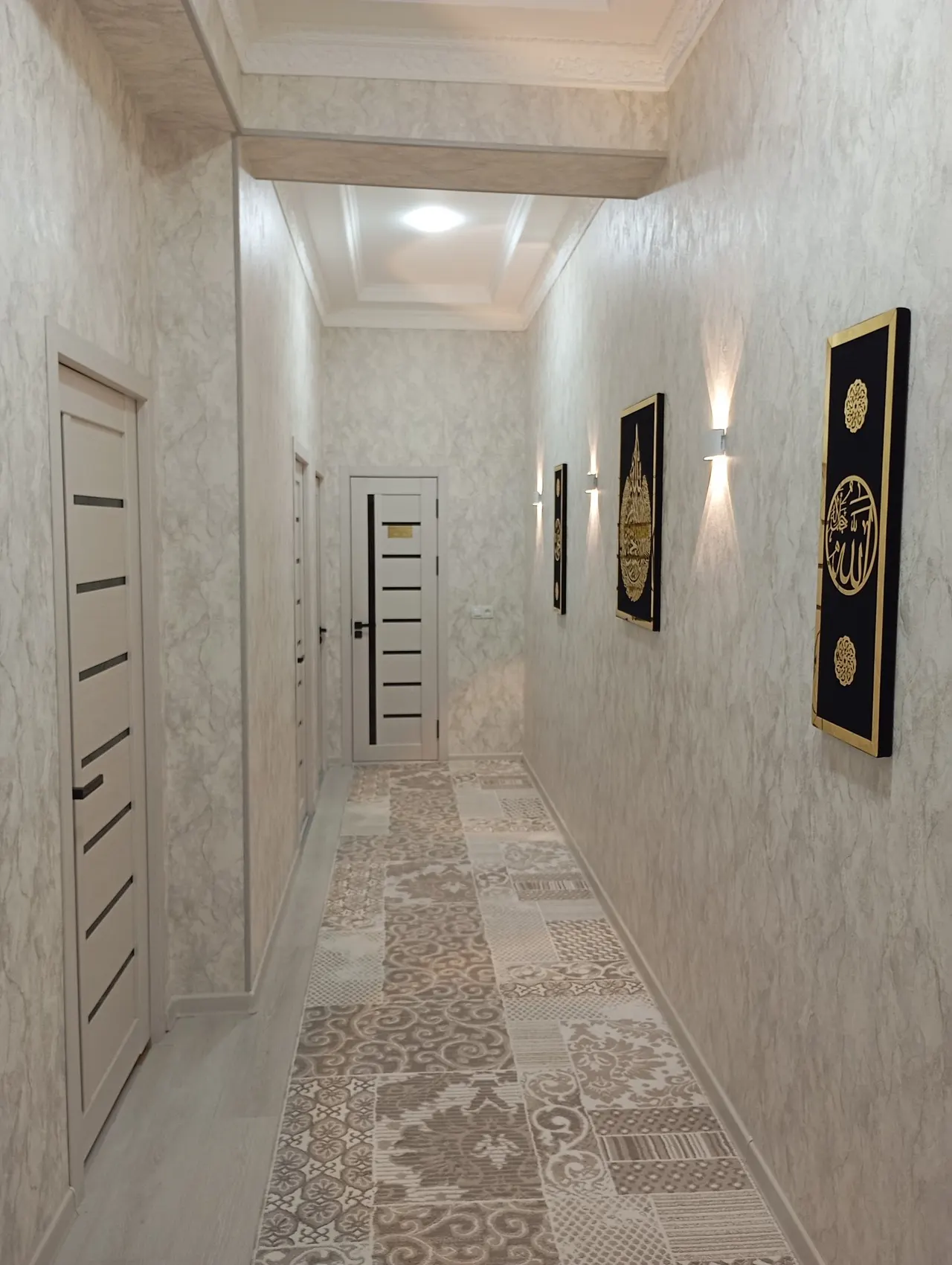 Sotiladi 3 xonali kvartira, 75 m², 4/4 qavat — Toshkent tumani