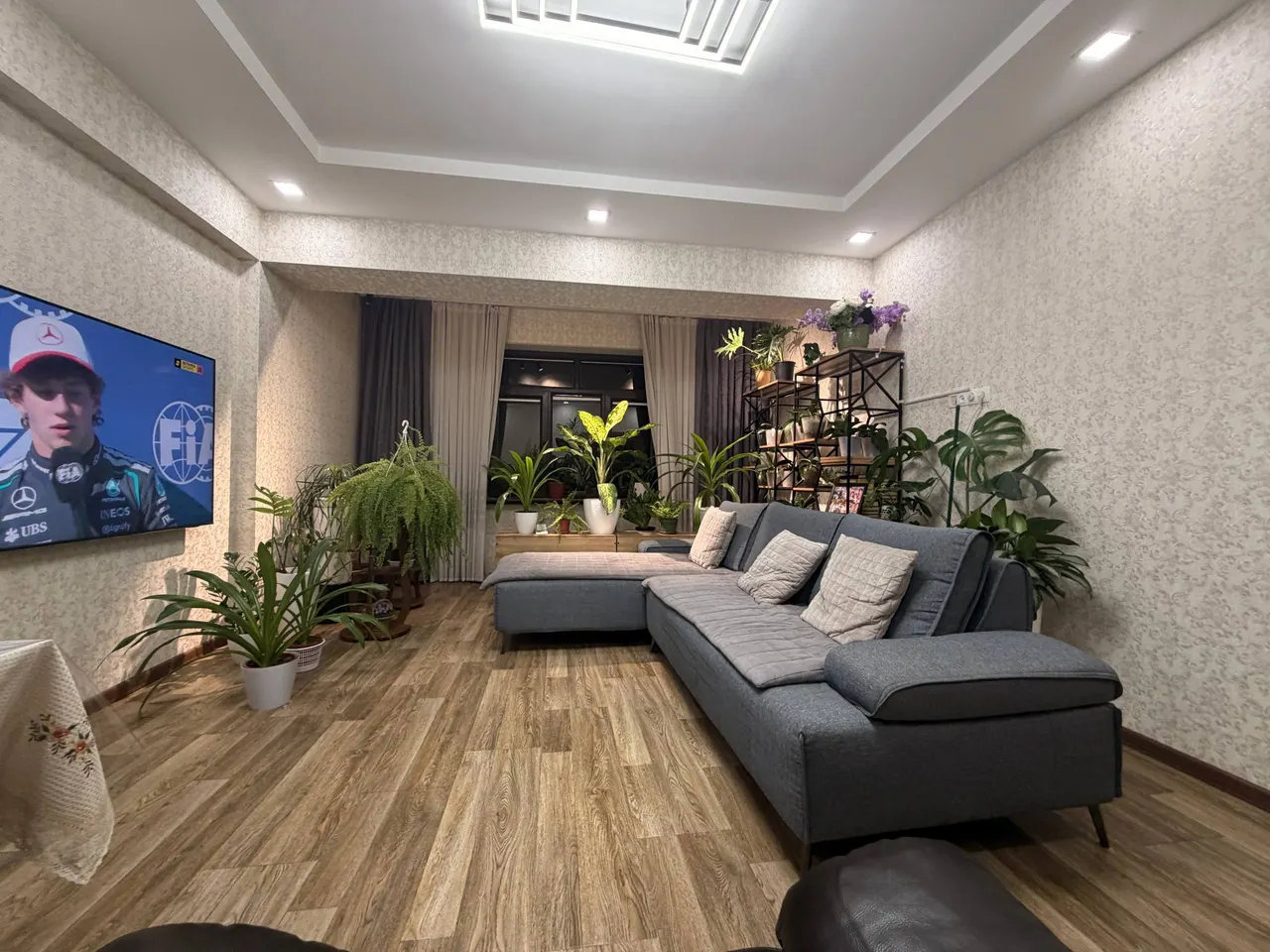 Продаётся 3-комнатная квартира, 99 м², 6/9 этаж — Юнусабадский район