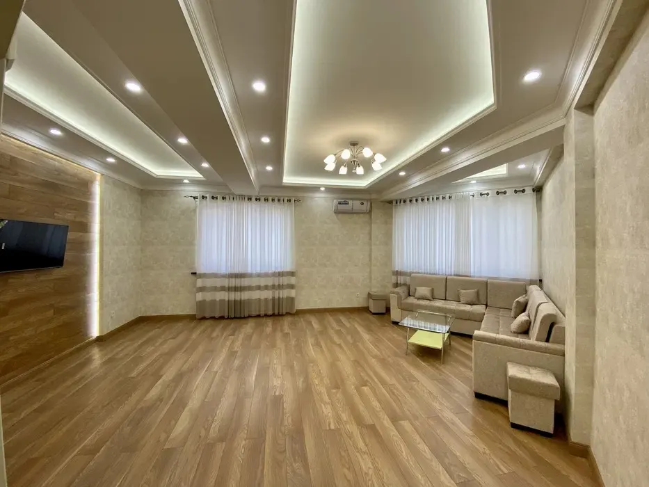 Ижарага берилади 3 хонали квартира, 100 м², 3/7 қават — Миробод тумани