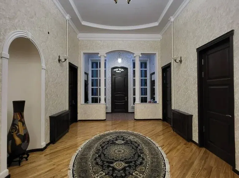 Ижарага берилади 10 хонали квартира, 600 м² — Мирзо Улуғбек тумани