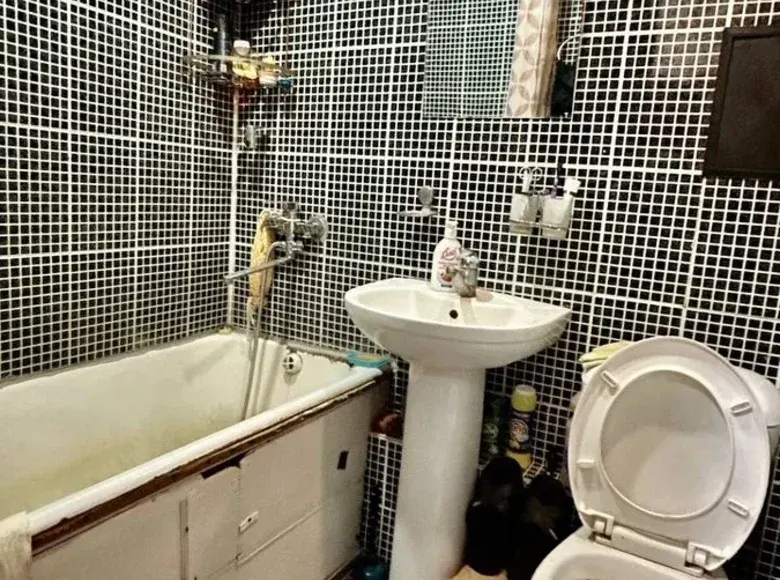 Продаётся 1-комнатная квартира, 36 м², 3/4 этаж — Фергана