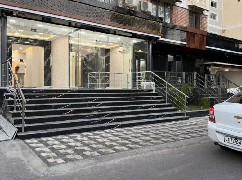 Продаётся коммерческое помещение, 150 м² — Яккасарайский район