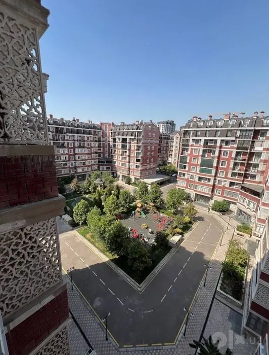 Сотилади 5 хонали квартира, 168 м², 8/9 қават — Миробод тумани
