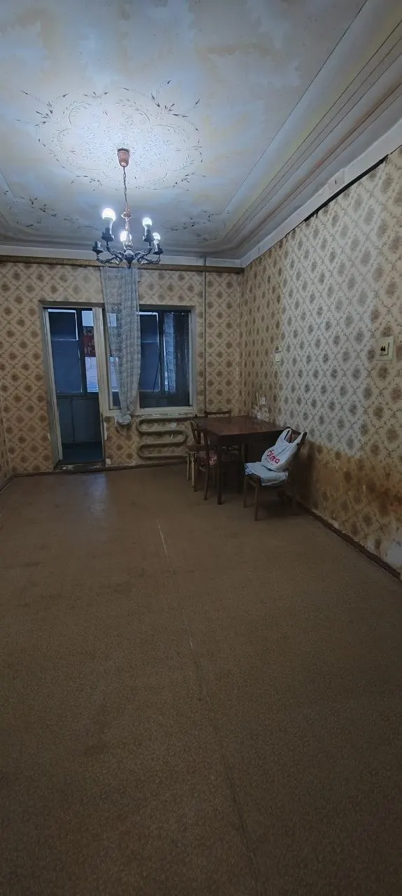 Sotiladi 1 xonali kvartira, 46 m², 3/5 qavat — Yangihayot tumani