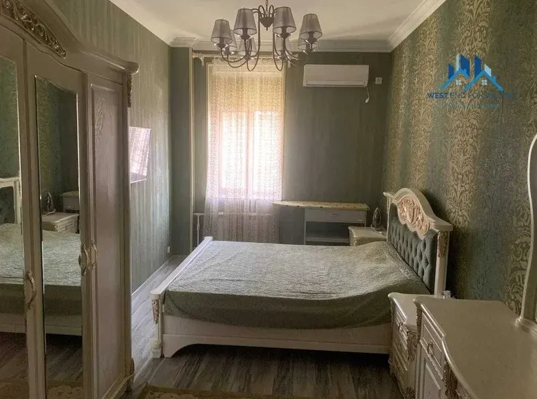 Ижарага берилади 5 хонали квартира, 130 м², 1/3 қават — Яккасарой тумани