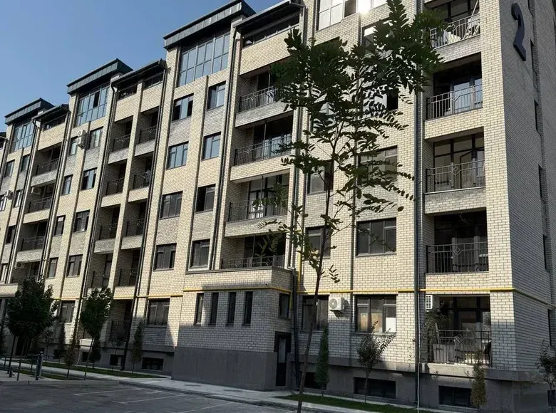 Sotiladi 3 xonali kvartira, 70 m², 4/6 qavat — Yashnobod tumani