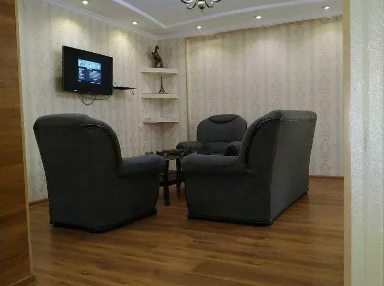 Сотилади 3 хонали квартира, 78 м², 3/8 қават — Яккасарой тумани