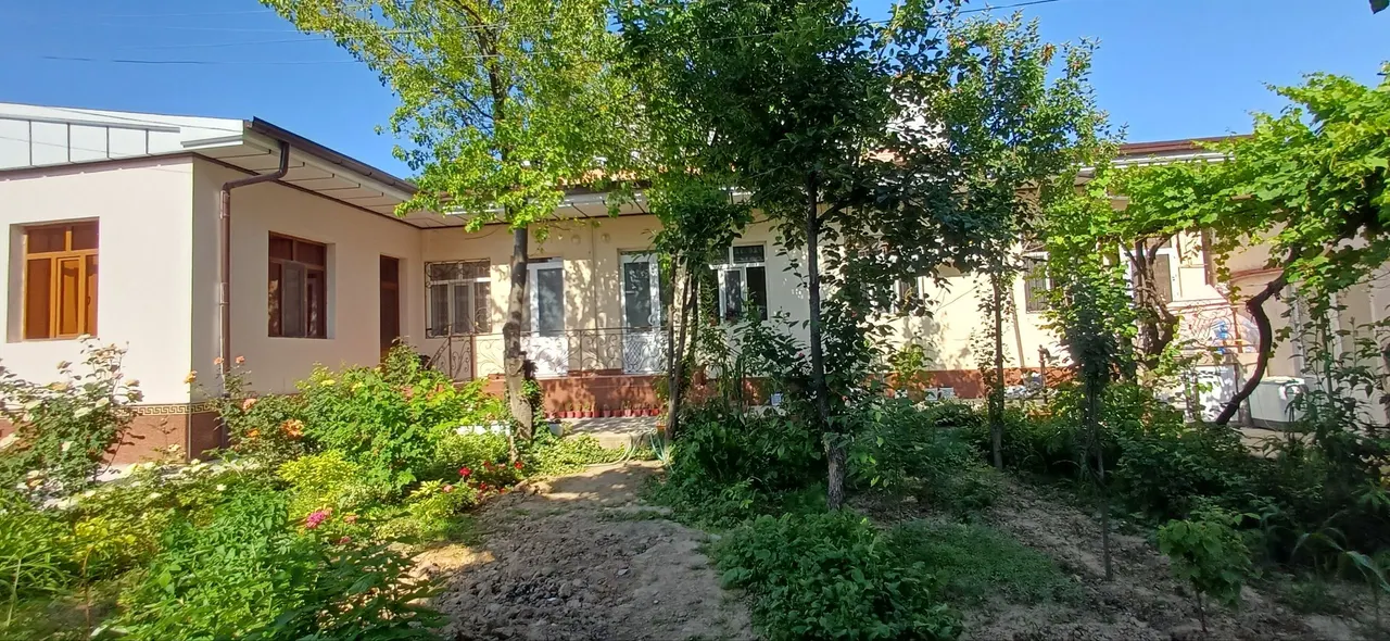 Сотилади ҳовли уй, 5 сотих, 1 қаватли — Қибрай тумани