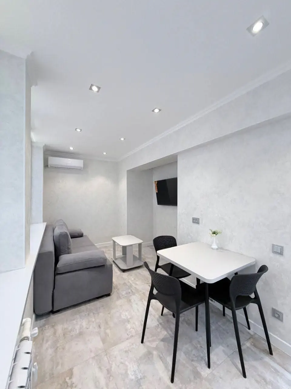 Ижарага берилади 2 хонали квартира, 45 м², 2/5 қават — Мирзо Улуғбек тумани