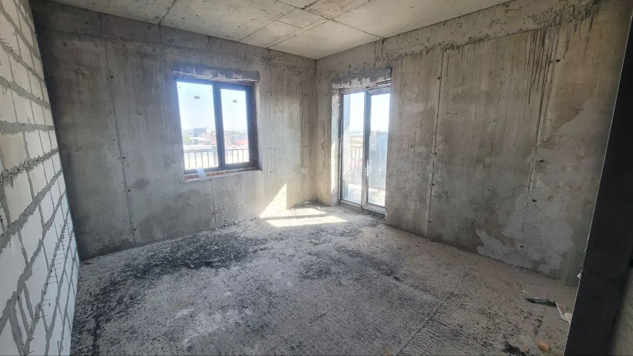 Sotiladi 4 xonali kvartira, 118 m², 8/10 qavat — Yunusobod tumani
