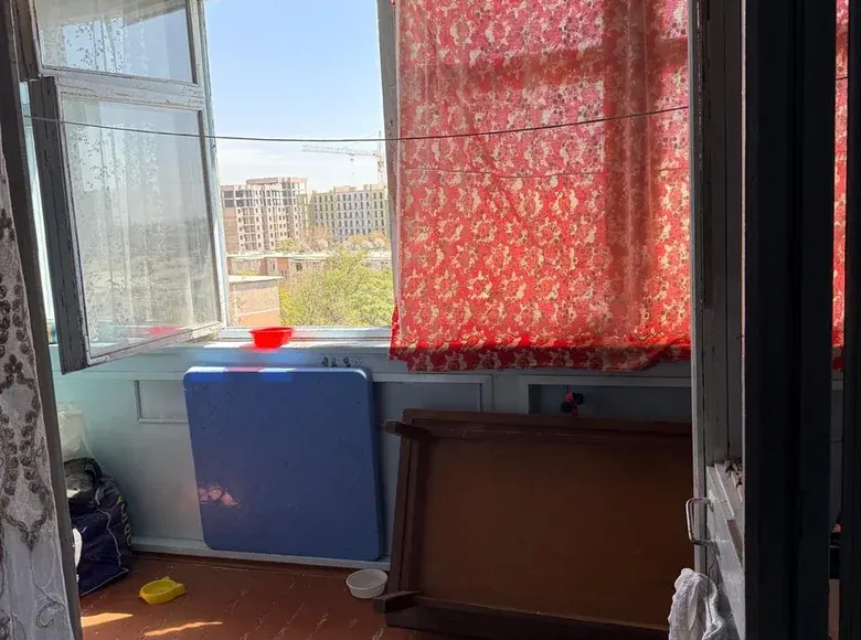 Sotiladi 3 xonali kvartira, 70 m² — Yunusobod tumani