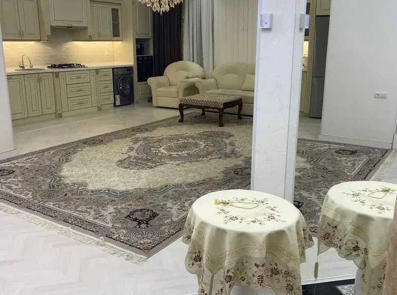 Сдаётся 2-комнатная квартира, 67 м², 7/8 этаж — Яккасарайский район