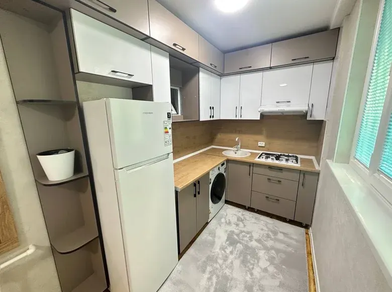 Сотилади 2 хонали квартира, 52 м², 1/4 қават — Чилонзор тумани