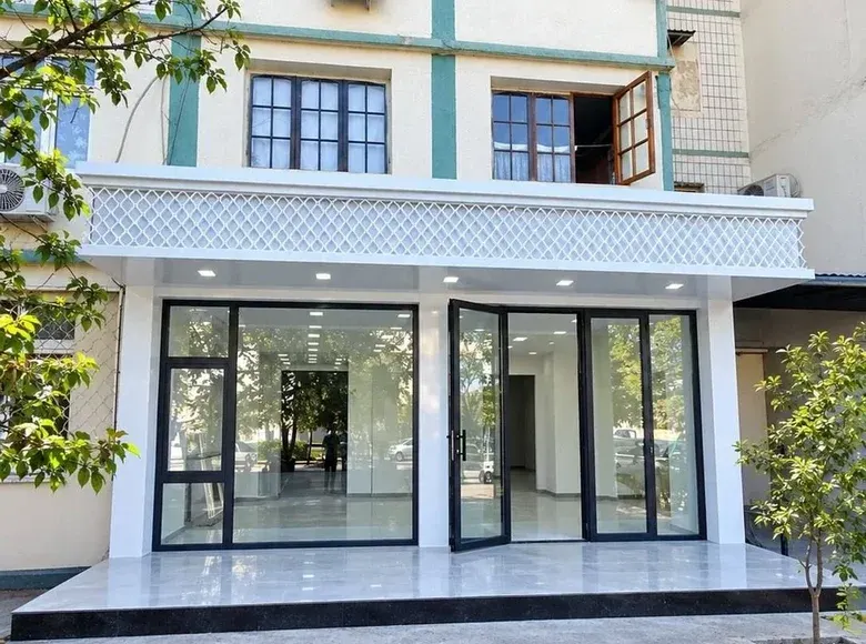 Sotiladi tijorat binosi, 100 m² — Yashnobod tumani