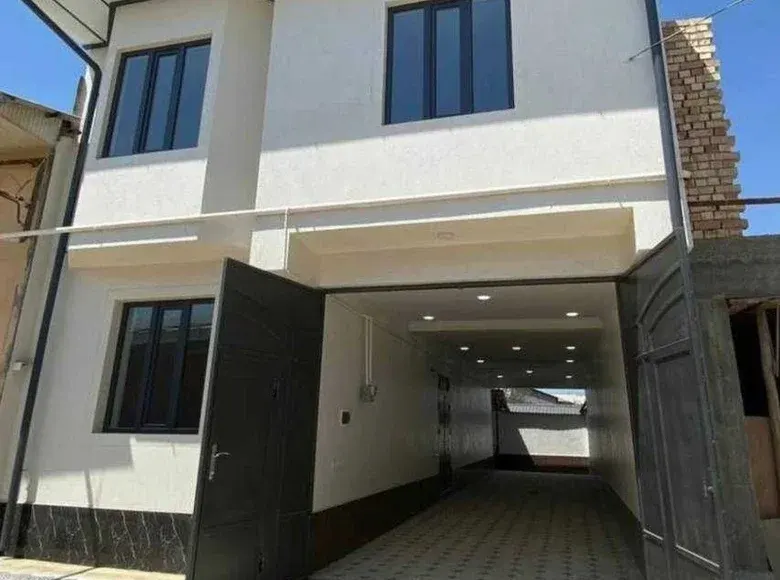 Sotiladi 5 xonali hovli uy, 230 m² — Bektemir tumani
