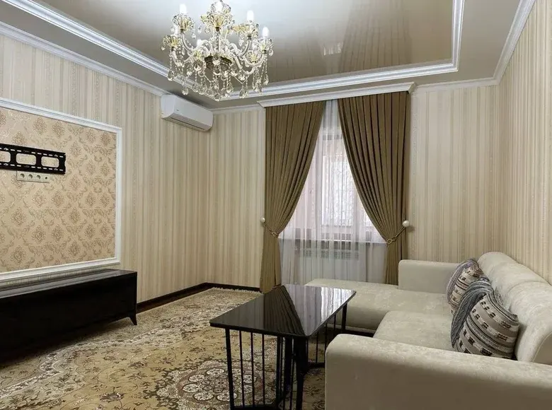 Sotiladi 3 xonali kvartira, 104 m², 3/5 qavat — Yunusobod tumani