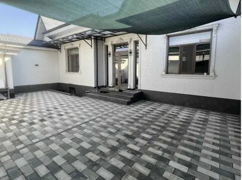 Сотилади 4 хонали ҳовли уй, 2 сотих, 280 м² — Сергели тумани