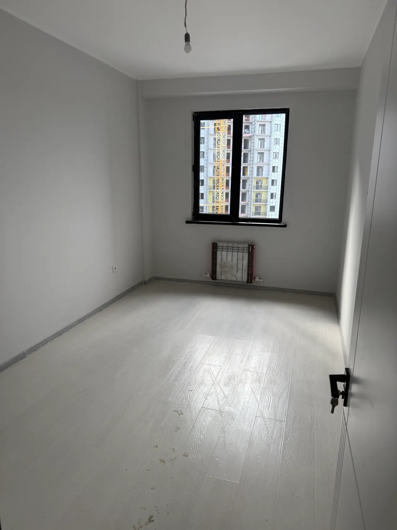 Сдаётся 1-комнатная квартира, 40 м², 8/15 этаж — Сергелийский район