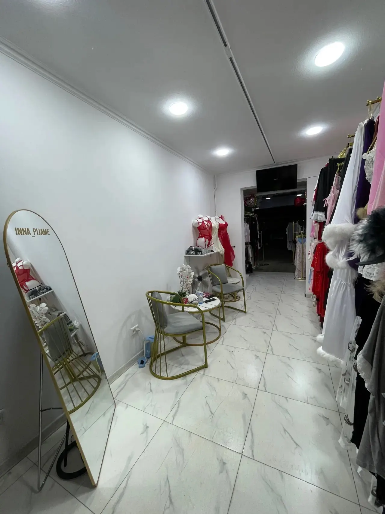 Sotiladi tayyor biznes, 26 m² — Mirzo Ulugʻbek tumani