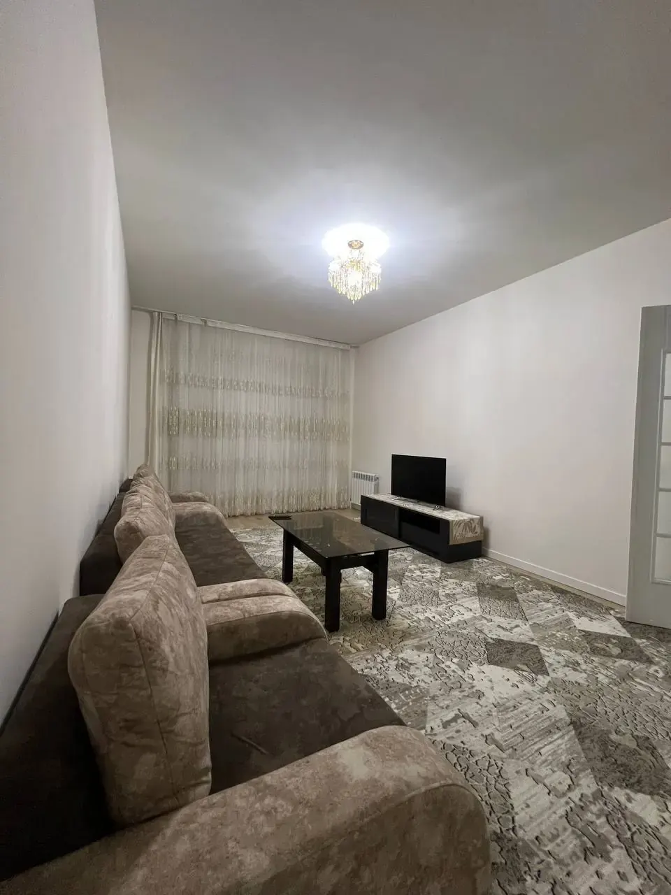 Ижарага берилади 2 хонали квартира, 64 м², 5/13 қават — Олмазор тумани