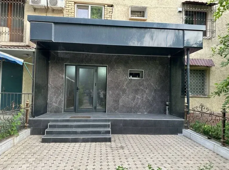 Продаётся коммерческое помещение, 70 м² — Яшнабадский район