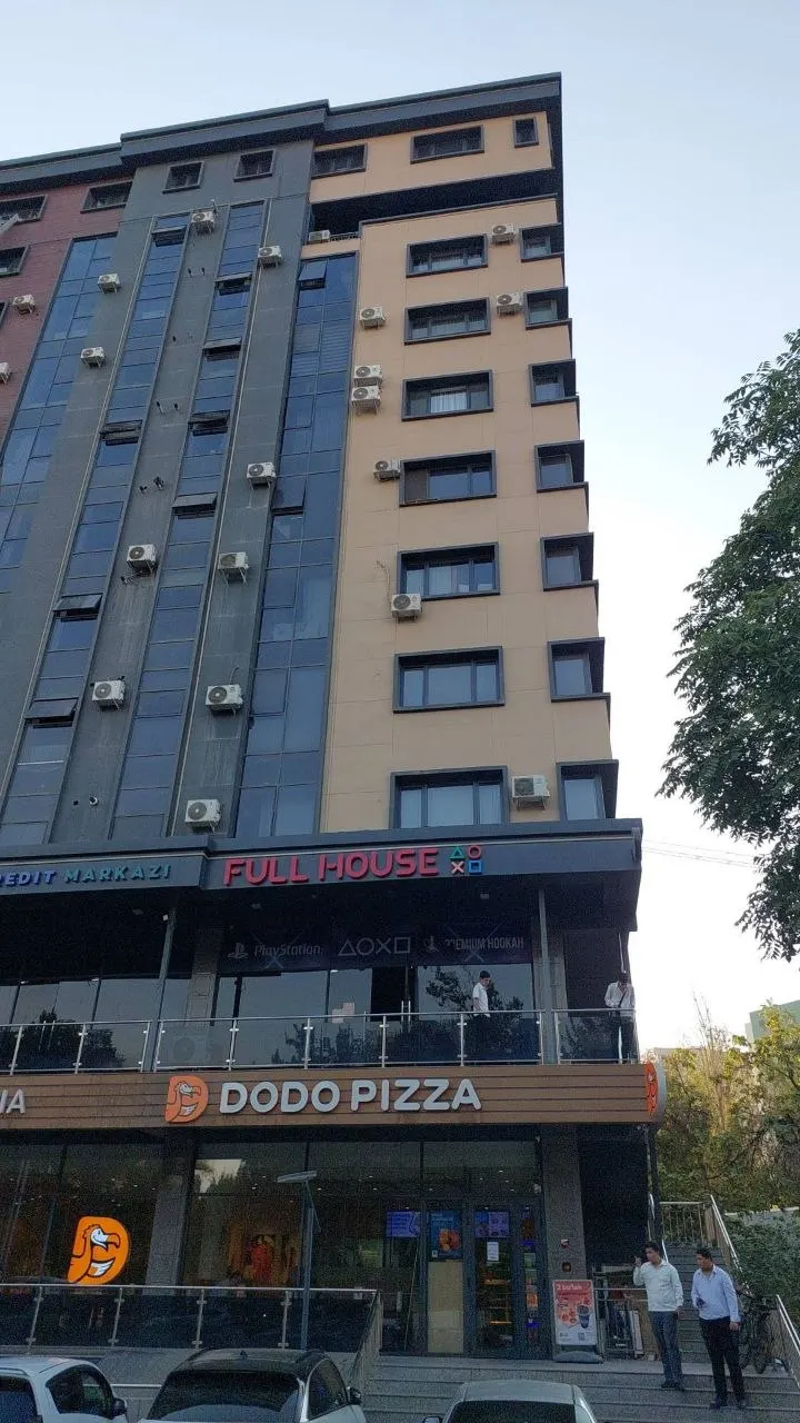 Sotiladi 3 xonali kvartira, 94 m², 3/10 qavat — Yashnobod tumani