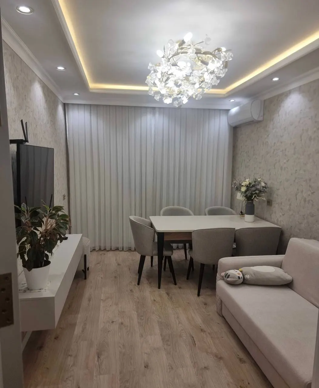 Сдаётся 2-комнатная квартира, 54 м², 6/13 этаж — Алмазарский район