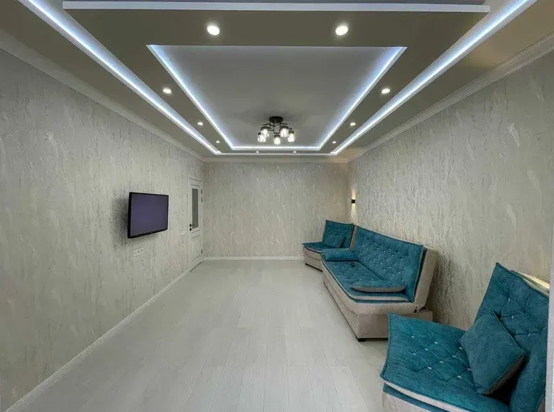 Сдаётся 5-комнатная квартира, 120 м², 4/9 этаж — Яккасарайский район