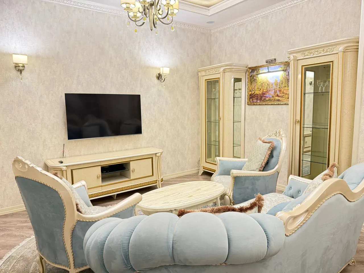 Ижарага берилади 4 хонали квартира, 150 м², 4/8 қават — Миробод тумани