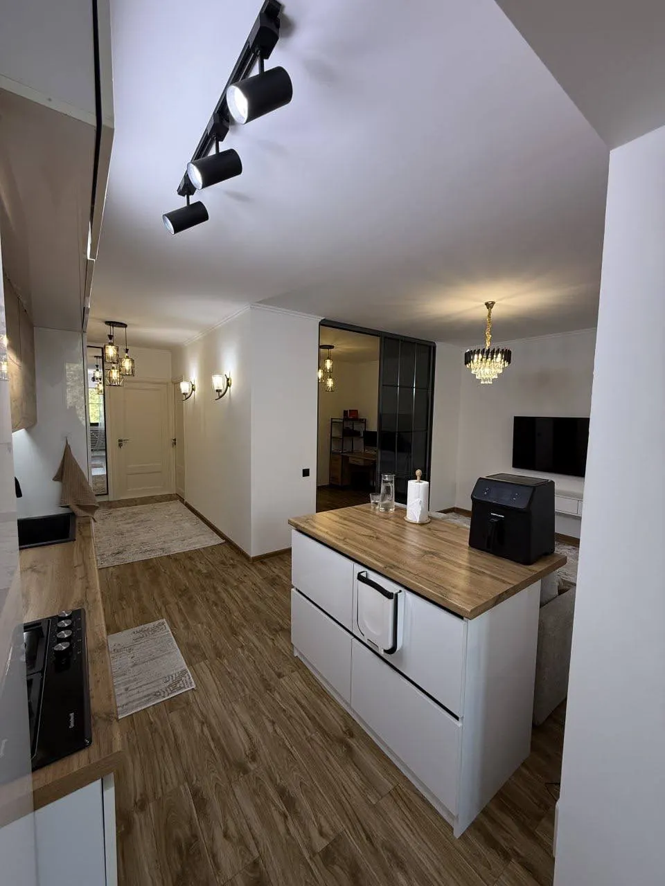 Sotiladi 2 xonali kvartira, 64 m², 4/4 qavat — Mirobod tumani