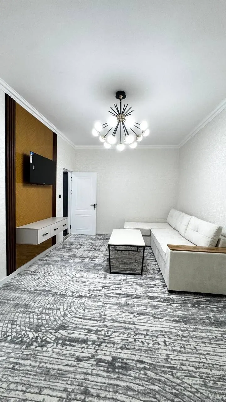 Продаётся 1-комнатная квартира, 38 м², 2/4 этаж — Чиланзарский район