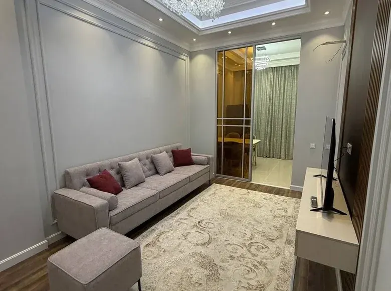 Продаётся 2-комнатная квартира, 48 м², 1/10 этаж — Юнусабадский район