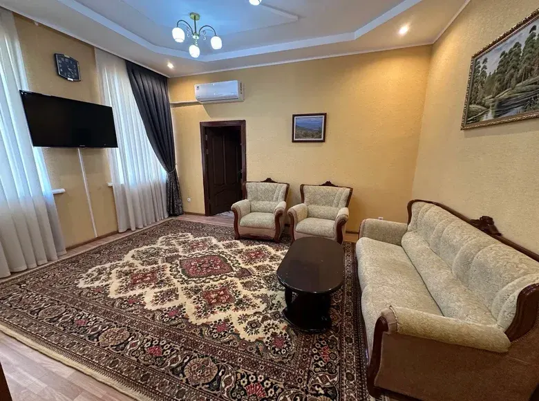 Сдаётся комната, 60 м², 2/4 этаж — Яккасарайский район