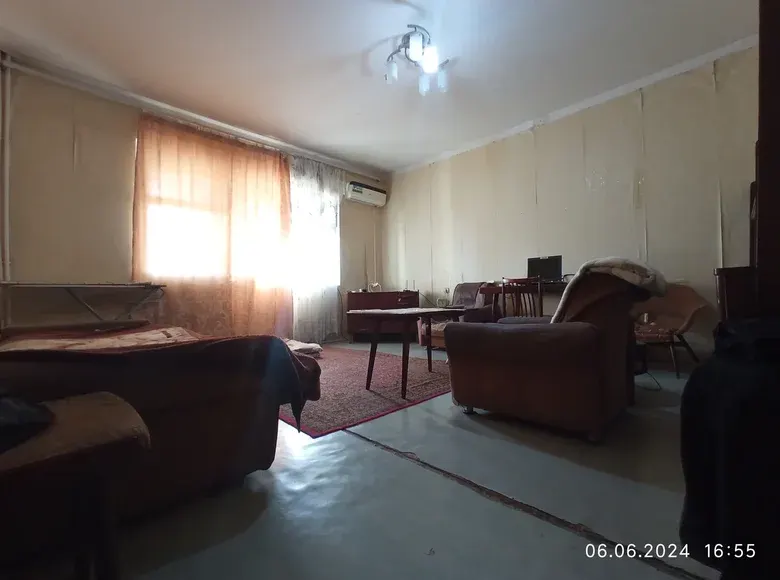 Продаётся 3-комнатная квартира, 74 м², 7/9 этаж — Яшнабадский район