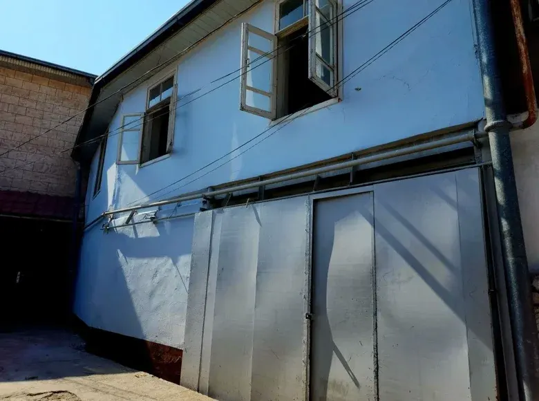 Сдаётся 3-комнатный дом, 200 м² — Яккасарайский район