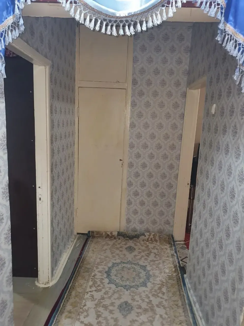 Сотилади 3 хонали квартира, 85 м², 4/4 қават — Навоий шаҳри