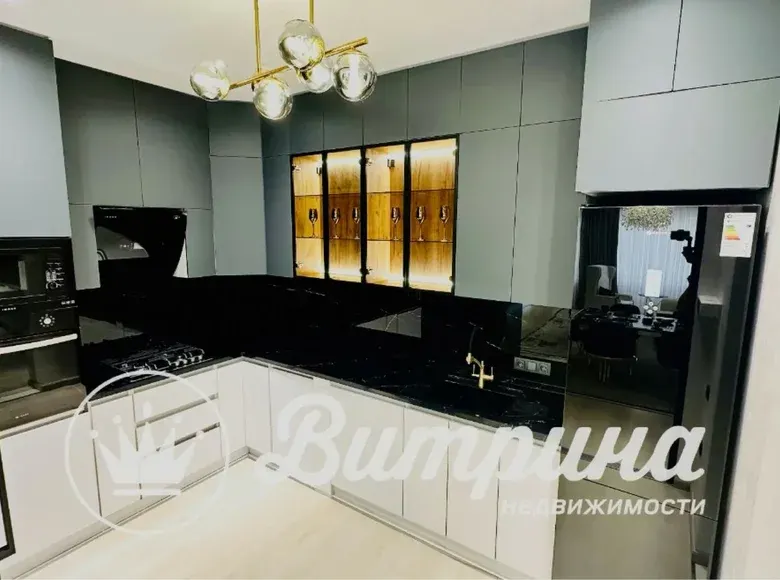 Sotiladi 2 xonali kvartira, 86 m², 7/8 qavat — Mirzo Ulugʻbek tumani