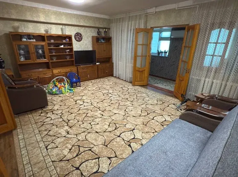 Продаётся 5-комнатная квартира, 120 м², 3/9 этаж — Юнусабадский район