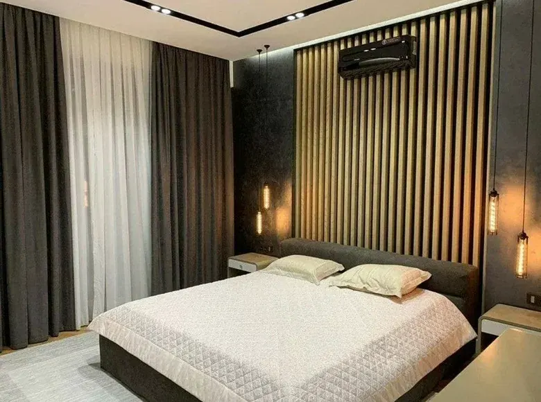 Сдаётся 3-комнатная квартира, 125 м², 4/8 этаж — Юнусабадский район