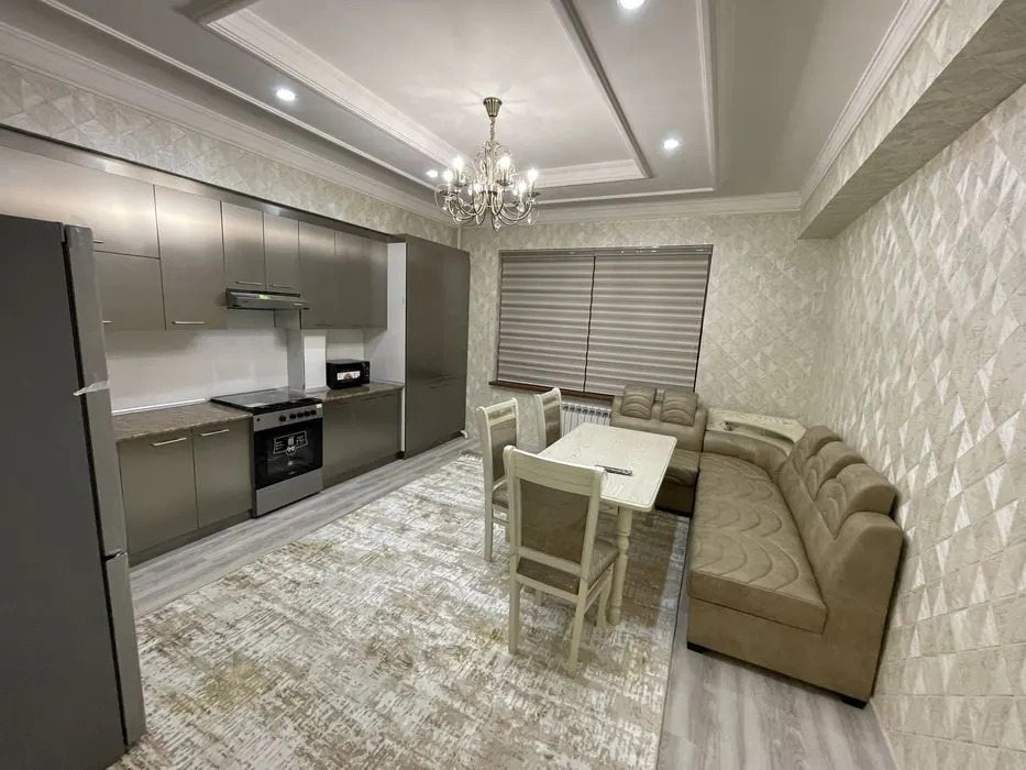 Сдаётся 4-комнатная квартира, 130 м², 6/7 этаж — Яшнабадский район