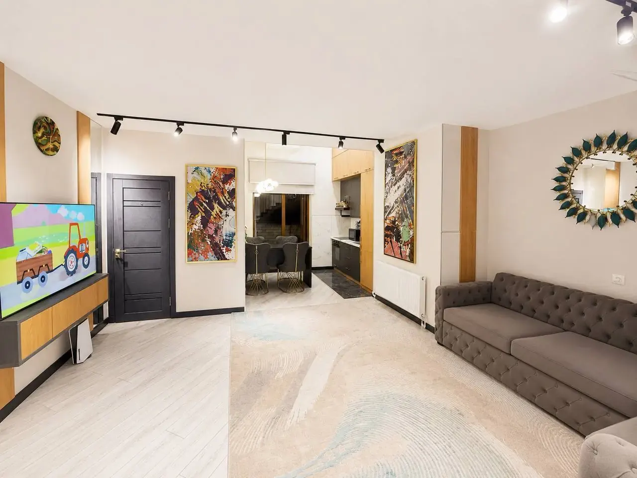 Sotiladi 3 xonali kvartira, 94 m², 10/10 qavat — Yakkasaroy tumani