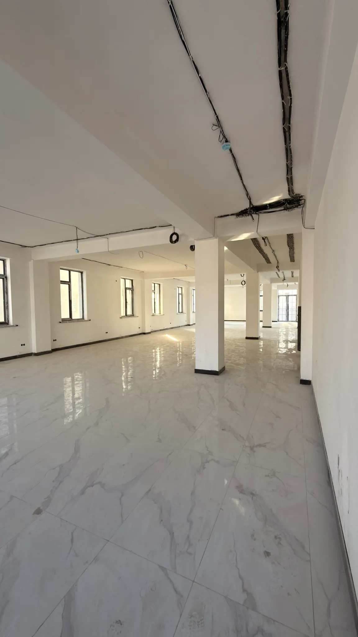 Ijaraga beriladi tijorat binosi, 400 m² — Yakkasaroy tumani
