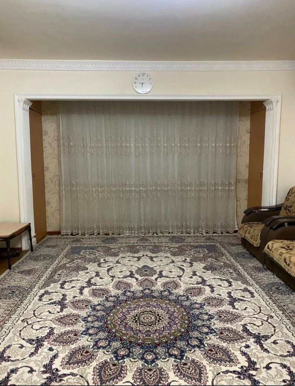 Продаётся 2-комнатная квартира, 60 м², 4/9 этаж — Юнусабадский район