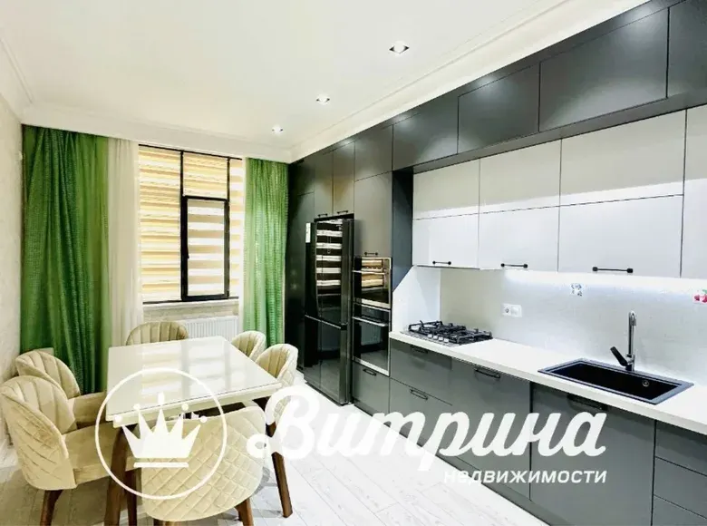 Sotiladi 3 xonali kvartira, 100 m², 4/6 qavat — Chilonzor tumani