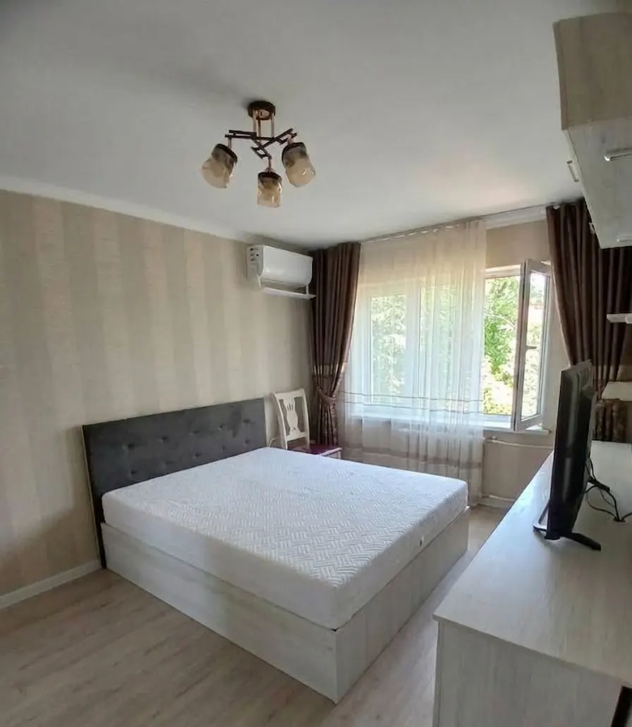 Сотилади 1 хонали квартира, 28 м², 4/4 қават — Мирзо Улуғбек тумани