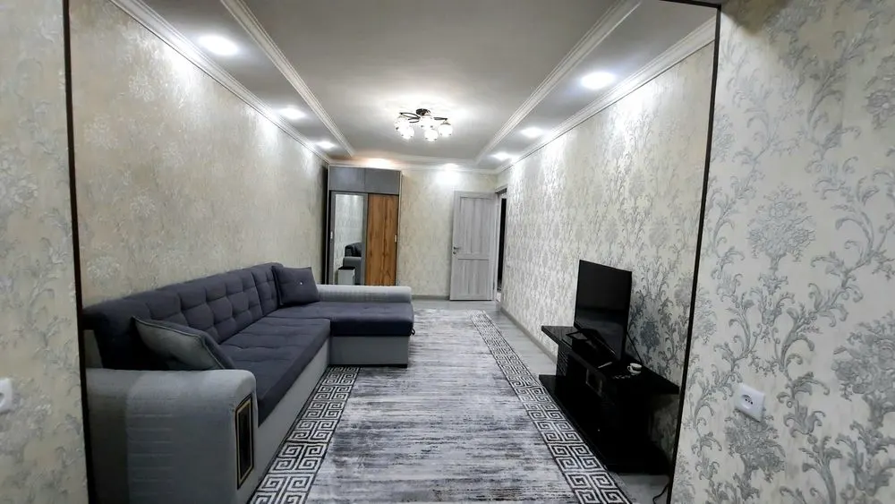 Ijaraga beriladi 3 xonali kvartira, 70 m², 1/4 qavat — Mirzo Ulugʻbek tumani