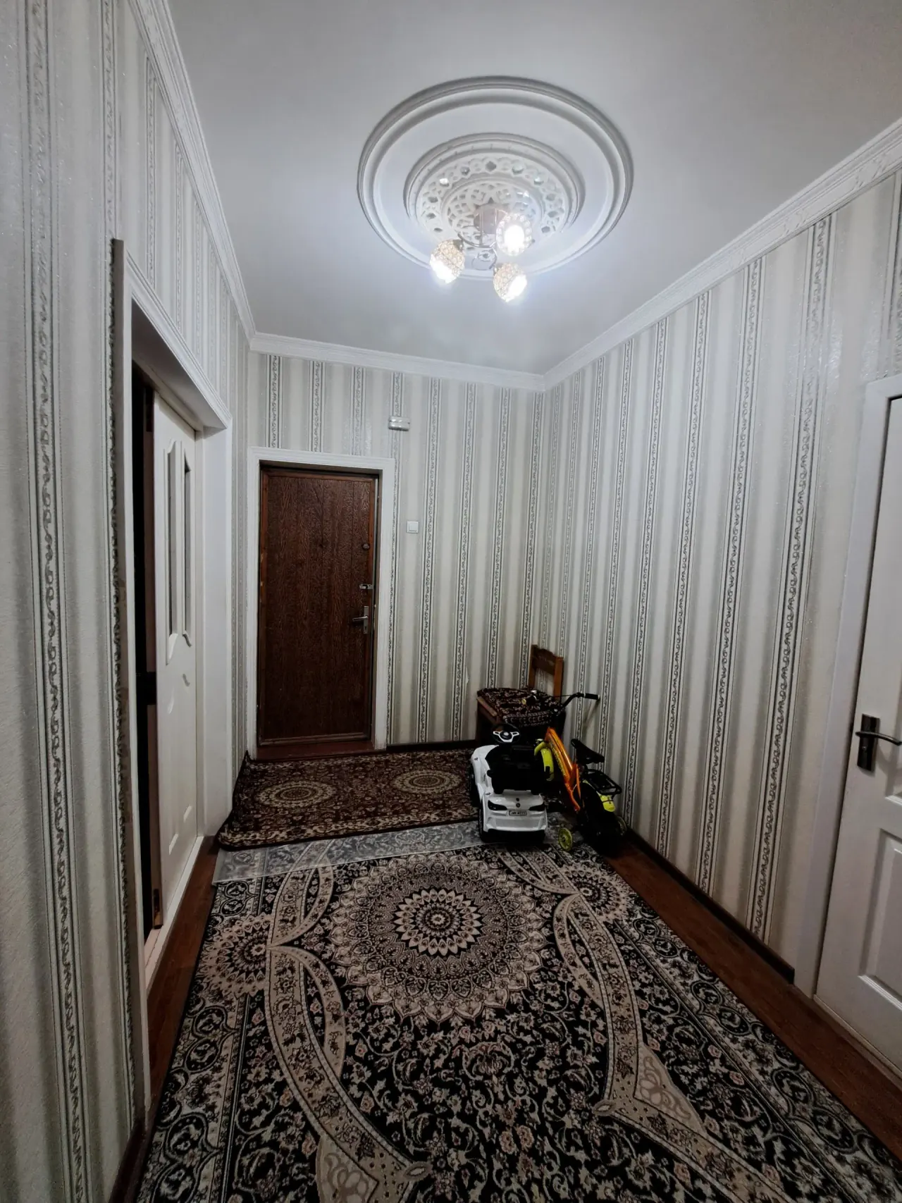 Сотилади 4 хонали квартира, 88.8 м², 3/5 қават — Мирзо Улуғбек тумани