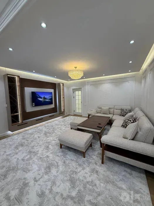 Сдаётся 2-комнатная квартира, 65 м², 8/9 этаж — Шайхантахурский район