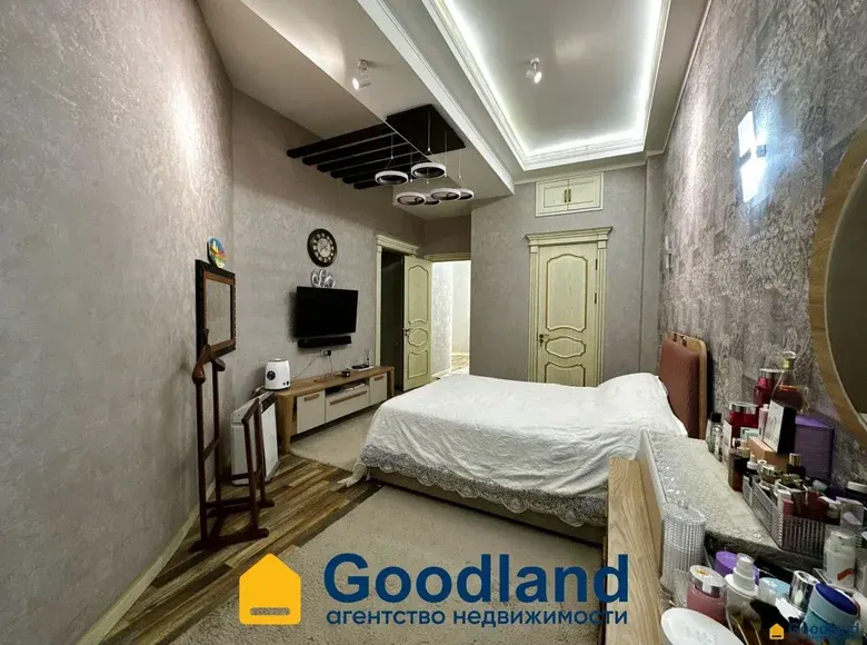 Сотилади 5 хонали квартира, 200 м², 2/5 қават — Шайхонтоҳур тумани